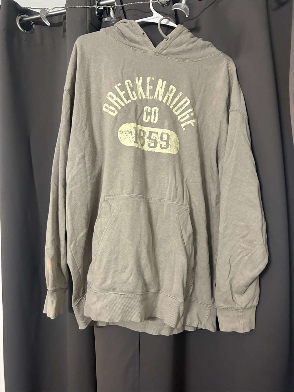 Breckenridge Co Olive Green Hooded Sweater